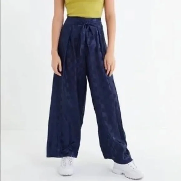 Urban Outfitters Blue Checkered Satin High Waisted Wide Leg Pants 0 - Picture 3 of 16